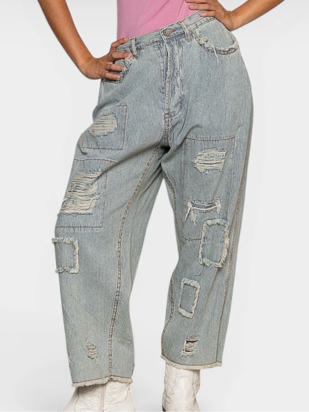 POL Women's Light Blue Distressed Boyfriend Jeans with Patch Details. NWOT.